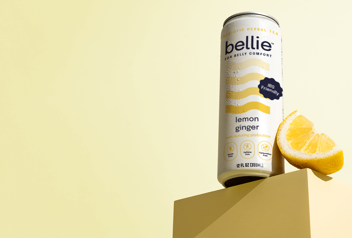 bellie prebiotic herbal tea in ginger-lemon flavor, designed to improve gut health with its IBS-friendly formulation